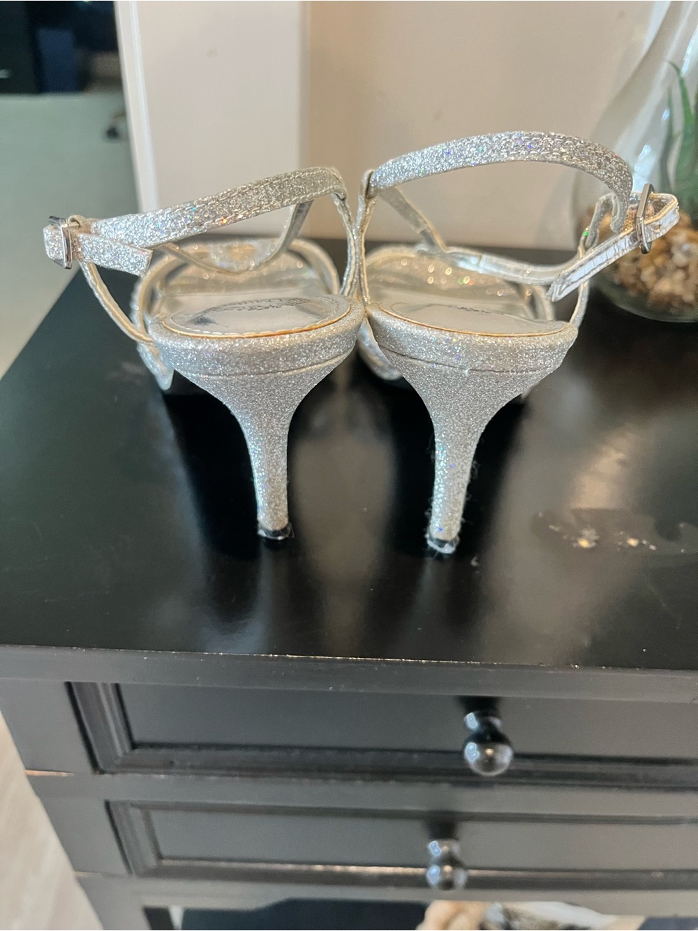 Silver Glitter Strappy High Heel Sandals Sz 6 - Picture 3 of 7